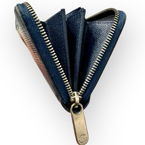 LOUIS VUITTON Indigo Blue Epi Leather Zippy Long Wallet - Picture 9 of 15